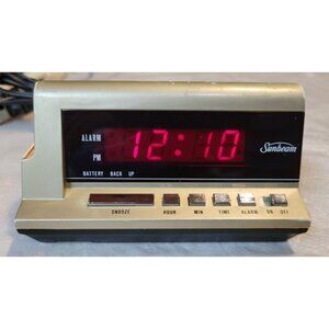 Sunbeam Alarm Clock Model 887-17 Electric Red LED - Vintage